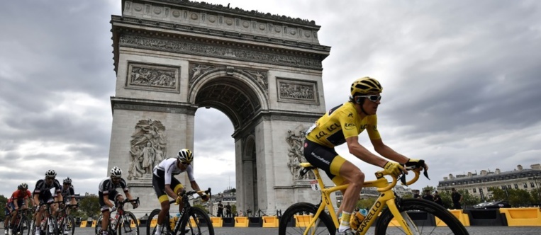 Tour de France - Geraint Thomas remplace Chris Froome en haut des "Champs" Tour de France - Geraint Thomas remplace Chris Froome en haut des "Champs"