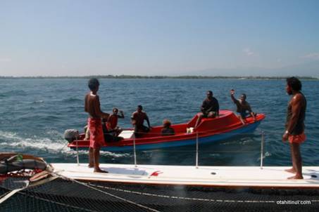 Laissé les amis d'un jour