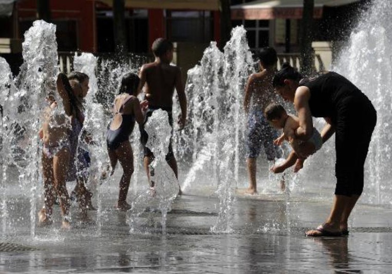 La canicule s'installe sur un tiers de la France La canicule s'installe sur un tiers de la France