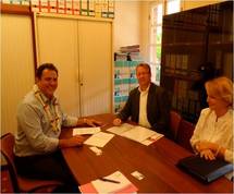 Rencontre entre le Ministre de l’éducation et le Consul Général de Nouvelle-Zélande à la Présidence.