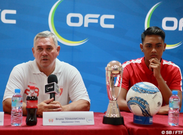 Bruno Tehaamoana et Roonui Tehau Bruno Tehaamoana et Roonui Tehau