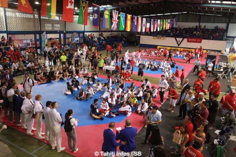 Il y avait une belle ambiance à Mahina ce week end Il y avait une belle ambiance à Mahina ce week end