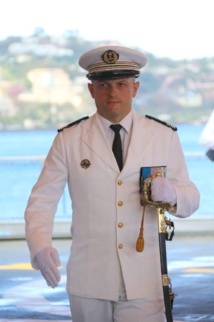 Le Capitaine de frégate Sylvain Faya. Le Capitaine de frégate Sylvain Faya.
