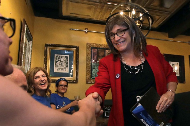 Christine Hallquist, première femme transgenre si près de devenir gouverneure Christine Hallquist, première femme transgenre si près de devenir gouverneure