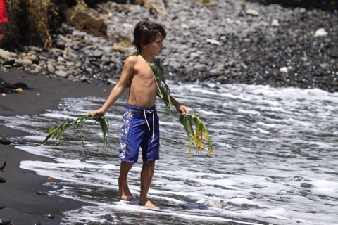 Andy Irons, un hommage tout en images à Papenoo.