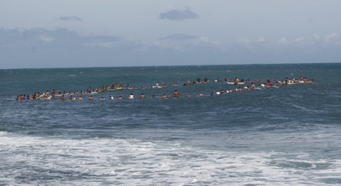 Andy Irons, un hommage tout en images à Papenoo.