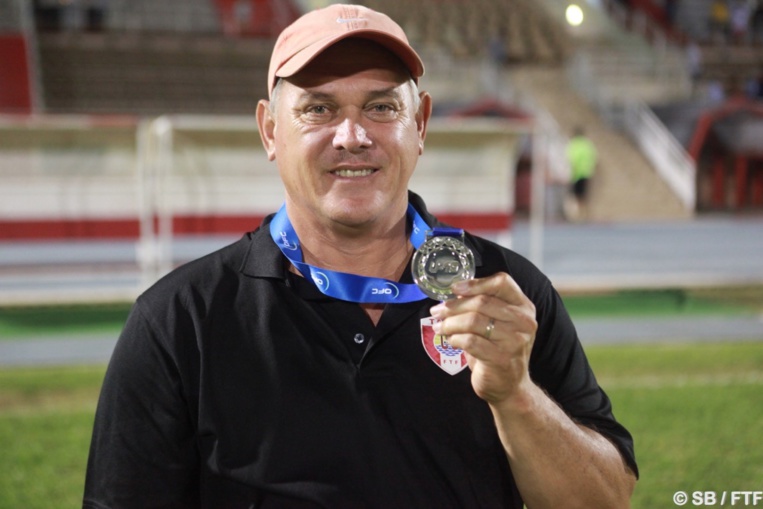 Bruno Tehaamoana, coach de la sélection Bruno Tehaamoana, coach de la sélection