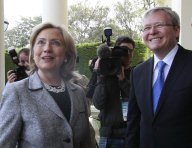 Kevin Rudd en présence de Hillary Clinton lors de sa visite le 08 Novembre 2010