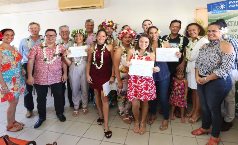 Remise de diplômes à 9 nouveaux préparateurs en pharmacie