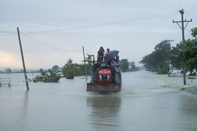 Rupture d'un barrage en Birmanie, des milliers de déplacés