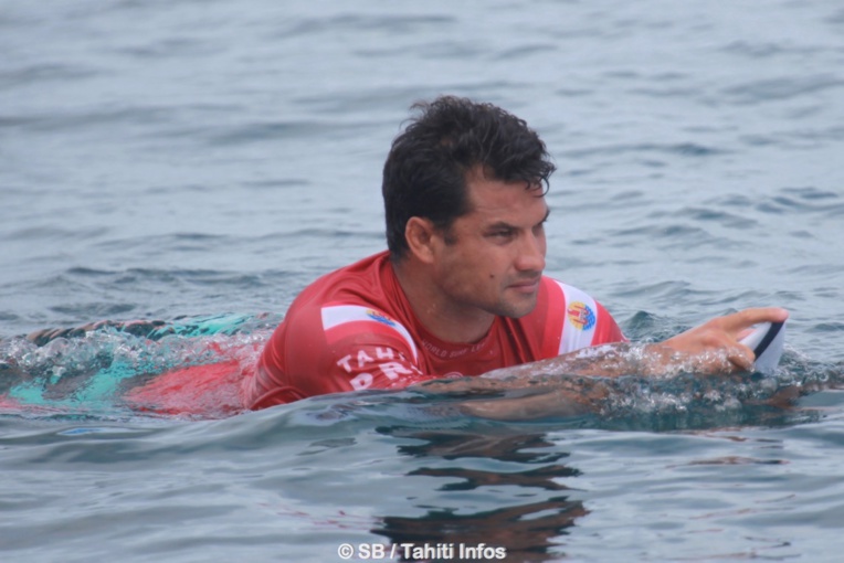 Michel Bourez ne devrait plus arborer les couleurs tahitiennes dans le championnat WSL 2019 Michel Bourez ne devrait plus arborer les couleurs tahitiennes dans le championnat WSL 2019