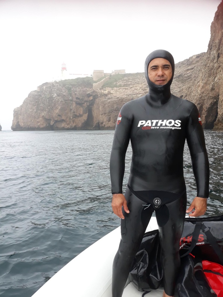 Une pêche de repérage au pied des falaises pour Teva Montagnon Une pêche de repérage au pied des falaises pour Teva Montagnon