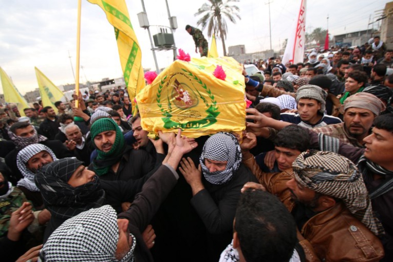 Irak: Bassora à feu et à sang, des manifestants brûlent le consulat d'Iran Irak: Bassora à feu et à sang, des manifestants brûlent le consulat d'Iran