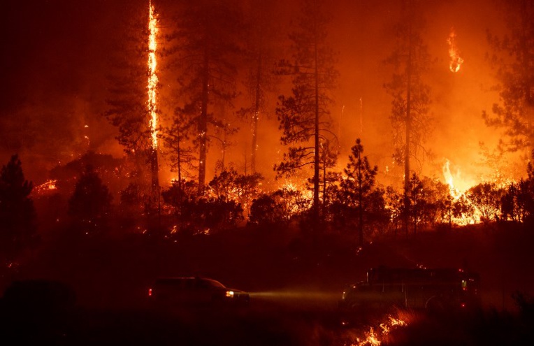 Un nouvel incendie fait rage dans les forêts du nord de la Californie