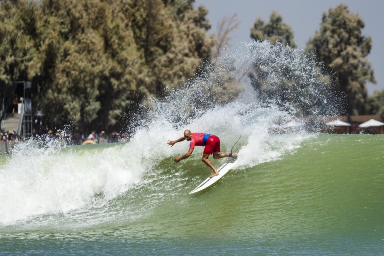 Kelly Slater s'offre une belle 3e place à domicile Kelly Slater s'offre une belle 3e place à domicile