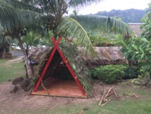 Des fare ont été construits spécialement pour le festival par les bénévoles de l'association. Des fare ont été construits spécialement pour le festival par les bénévoles de l'association.