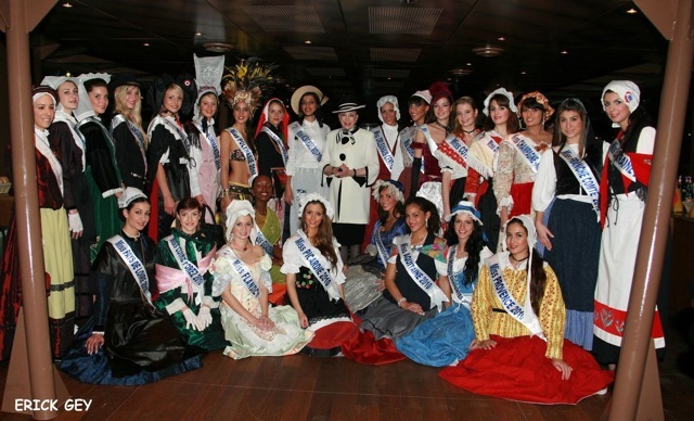 SOIREE SUR LE BATEAU MOUCHE PHOTO ERICK GEY