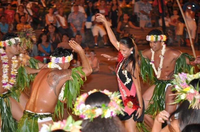 Toa Reva a clôturé la Journée du Tiare Tahiti avec un beau spectacle plein de fraicheur