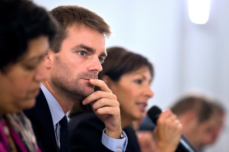 Le premier adjoint d'Anne Hidalgo démissionne avec fracas Le premier adjoint d'Anne Hidalgo démissionne avec fracas