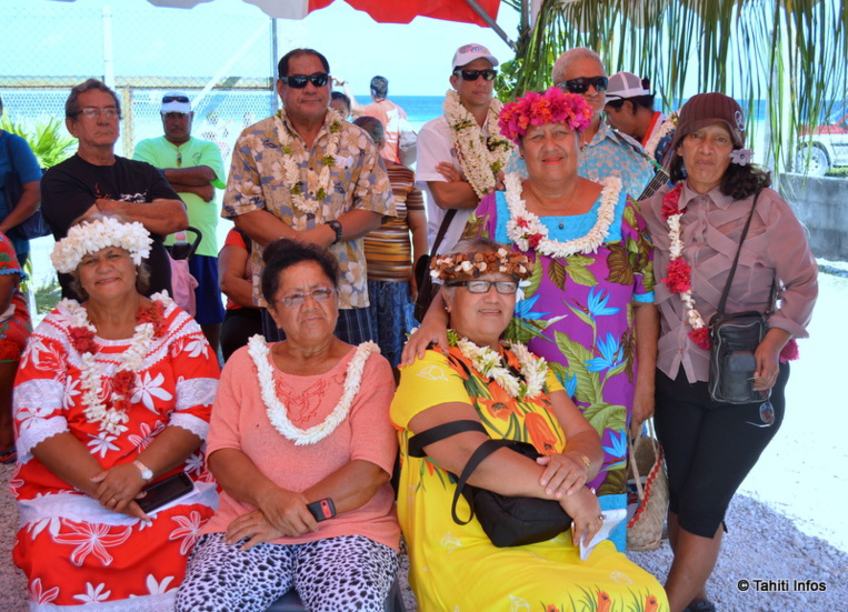 Tahiti Infos envoie un grand merci aux habitants de Takaroa pour leur accueil !