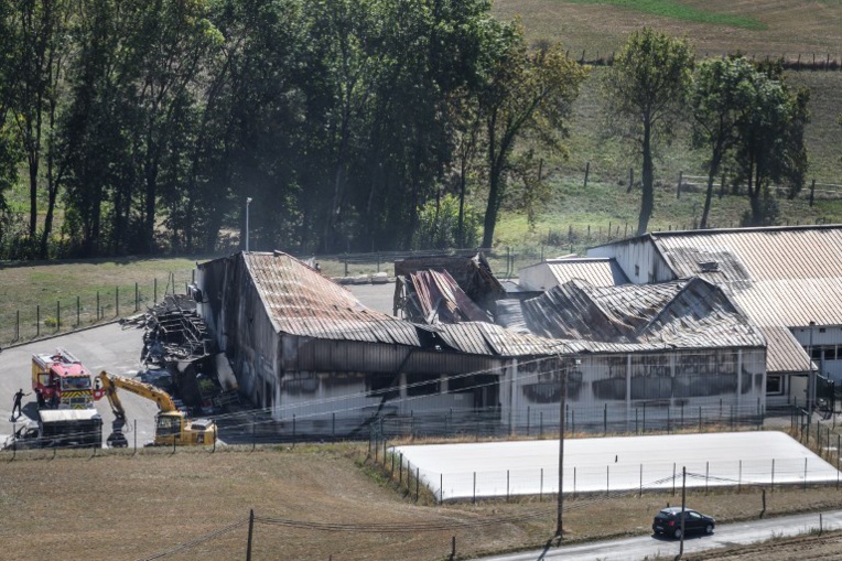 La piste criminelle privilégiée après l'incendie d'un abattoir dans l'Ain