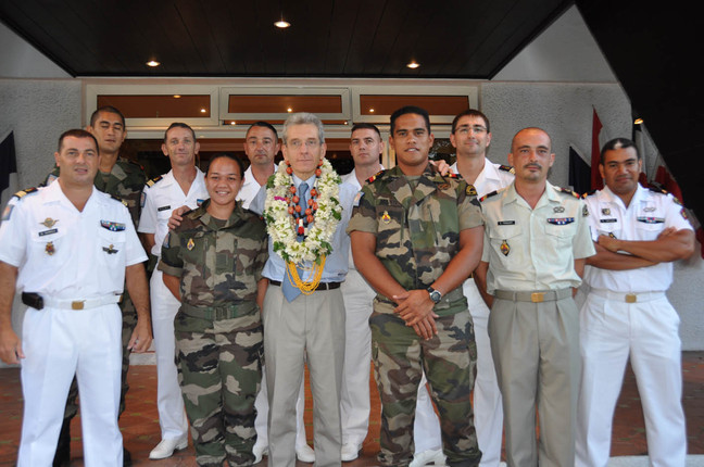 Adoplhe Colrat reçoit les personnalités à l'occasion de son départ prochain