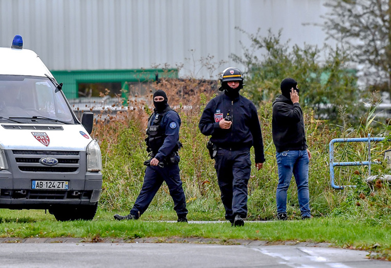 Nord: opération antiterroriste à Grande-Synthe contre une association chiite Nord: opération antiterroriste à Grande-Synthe contre une association chiite