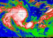 Alertes cycloniques renforcées en Calédonie, les Loyauté en alerte rouge