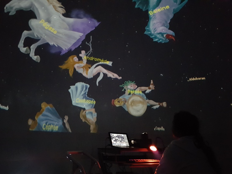 Le Planétarium de Proscience à la Maison de la culture jusqu'au 13 octobre Le Planétarium de Proscience à la Maison de la culture jusqu'au 13 octobre