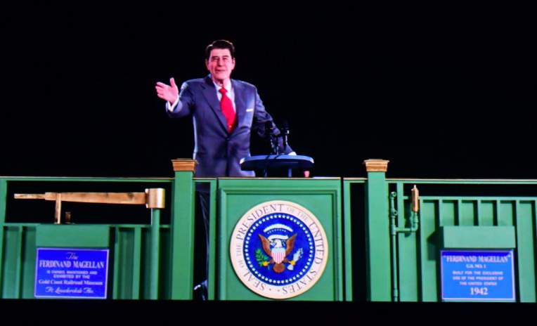 Californie: un hologramme du président Reagan réveille de vieux souvenirs Californie: un hologramme du président Reagan réveille de vieux souvenirs