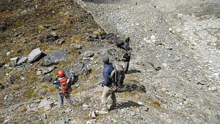Népal: les corps des neuf alpinistes morts récupérés Népal: les corps des neuf alpinistes morts récupérés