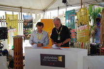 - Mike MC CLUSKEY, Chief Executive Officer ABC (Australian Broadcasting Corporation) - Jean REVEILLON, Directeur des Relations Internationales de France Télévisions, et Conseiller Spécial du Président de France Télévisions