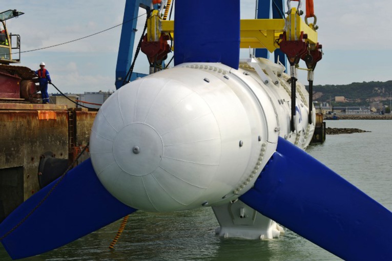Nouvelle immersion de l'hydrolienne Sabella au large d'Ouessant Nouvelle immersion de l'hydrolienne Sabella au large d'Ouessant