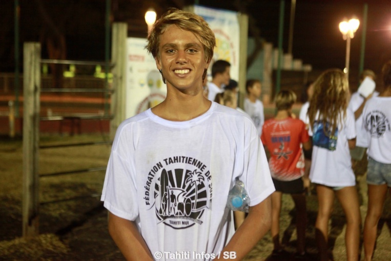 Kauli Vaast, un jeune surfeur promis à une belle carrière professionnelle Kauli Vaast, un jeune surfeur promis à une belle carrière professionnelle