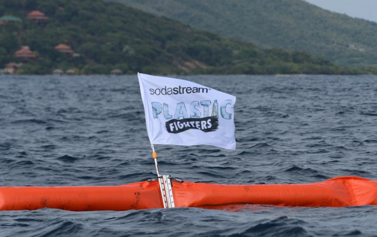 Un bateau testé pour lutter contre "l'île des déchets" aux Caraïbes Un bateau testé pour lutter contre "l'île des déchets" aux Caraïbes