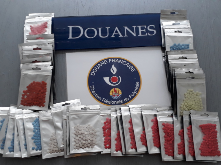 5 000 cachets de stéroïdes découverts : la saisie la plus importante au fenua 5 000 cachets de stéroïdes découverts : la saisie la plus importante au fenua