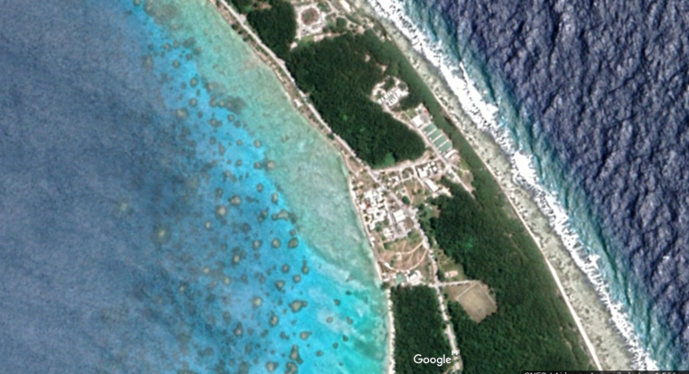 L'atoll de Moruroa vu sur Google Earth.