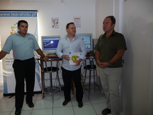 Le ministre de la reconversion économique Teva Rohfritsch, Emmanuel Legras (ADIE) et Moana Brotherson (OPT)