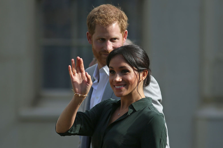 Couple royal: la tournée Pacifique de Meghan confirme son statut de star Couple royal: la tournée Pacifique de Meghan confirme son statut de star