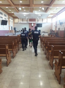 Un SDF vole l'ordinateur du père Christophe Un SDF vole l'ordinateur du père Christophe