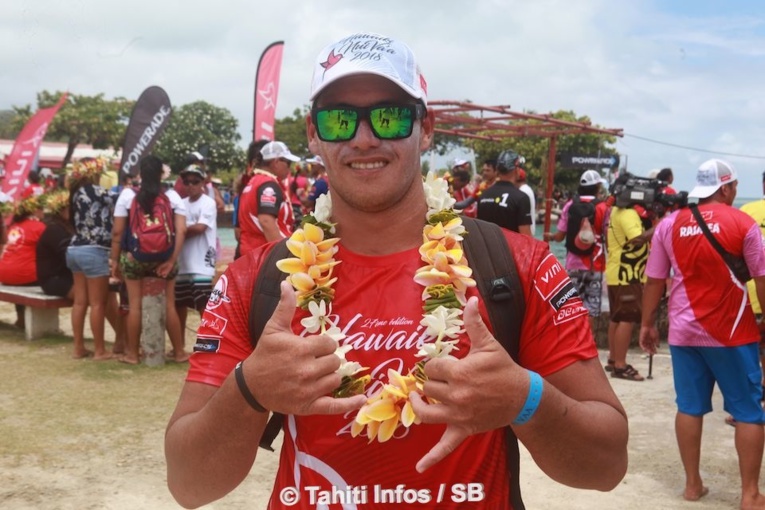 Kyle Taraufau, capitaine d'Air Tahiti Va'a