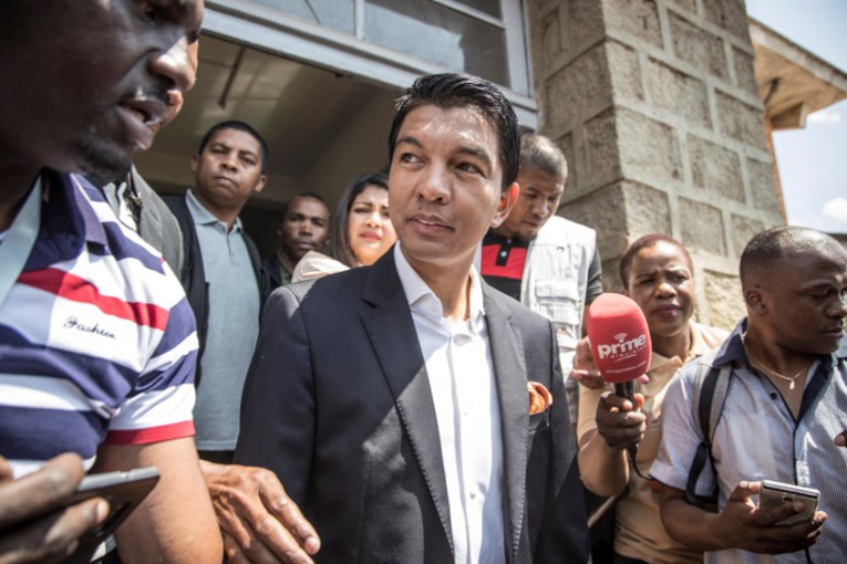Andry Rajoelina obtient 43,5% des suffrages.