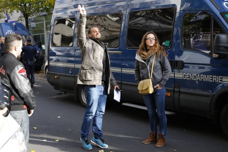 Émoi après le suicide probable de la porte-voix des "policiers en colère" Émoi après le suicide probable de la porte-voix des "policiers en colère"