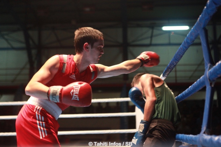 Raihau Lehartel en rouge a dû s'incliner face à Leee-Ray Vongey Raihau Lehartel en rouge a dû s'incliner face à Leee-Ray Vongey