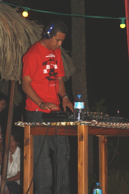 DJKmoon a Moorea