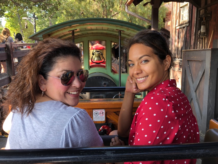 Retour sur la visite de Miss Tahiti à l'Alliance française de Fresno