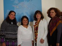 Beach Soccer: Nicole Bouteau et Noëlline Parker à Paris pour promouvoir « Tahiti 2013 »