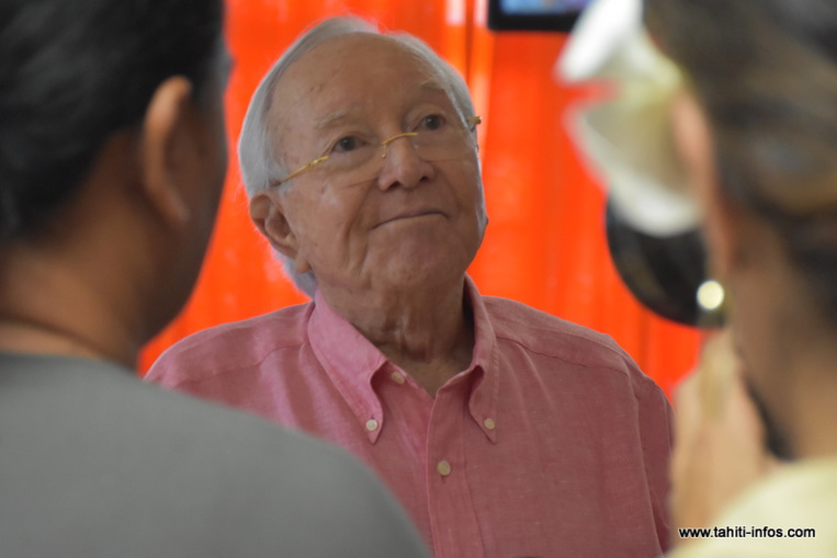 Souveraineté : Flosse souhaite se "mettre d’accord" avec le Tavini Souveraineté : Flosse souhaite se "mettre d’accord" avec le Tavini