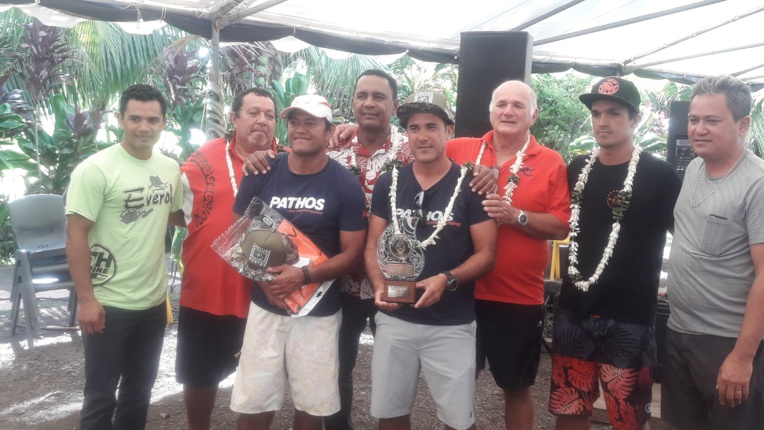 Les indétrônables Tepou Nehemia et Teva Montagnon