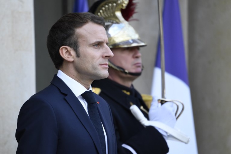Macron choisit une voie médiane sur le nucléaire et promet un essor des renouvelables Macron choisit une voie médiane sur le nucléaire et promet un essor des renouvelables